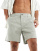 Thumbnail 1 van 5