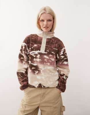 Columbia - Helvetia II - Cropped-Pullover aus gemustertem Fleece in Braun mit kurzer Druckknopfleiste-Brown