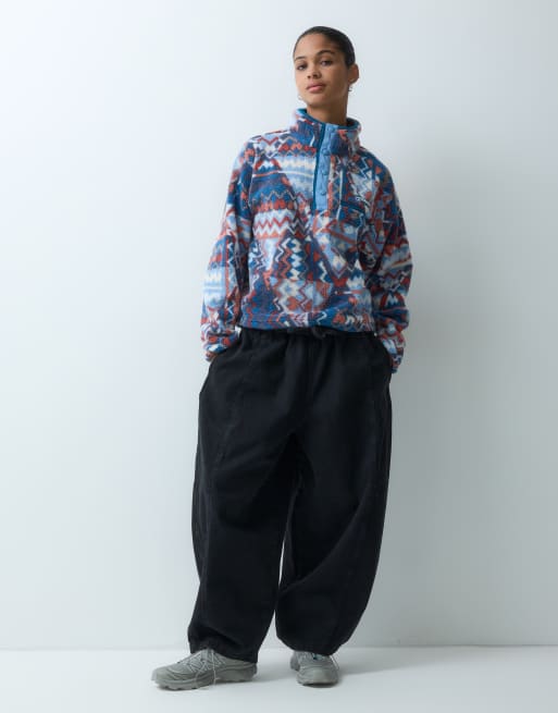 Columbia Helvetia II geomix cropped half snap in blue multi, 2 of 4