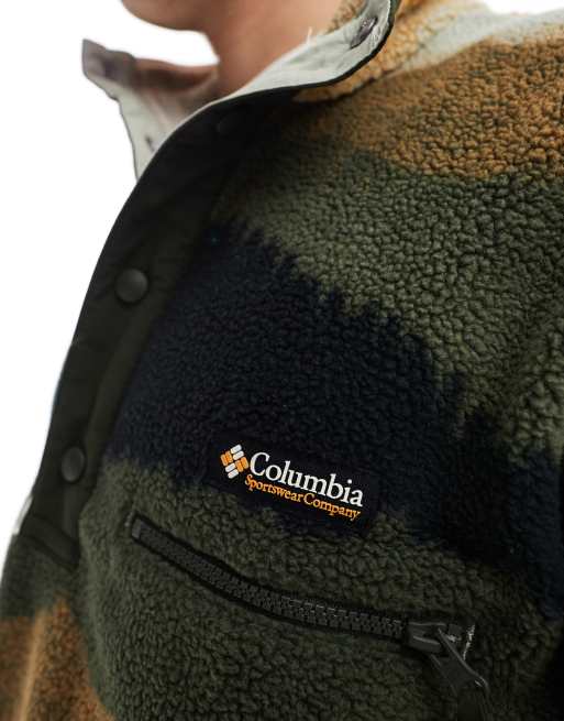 Columbia Helvetia II printed half snap fleece in green ASOS