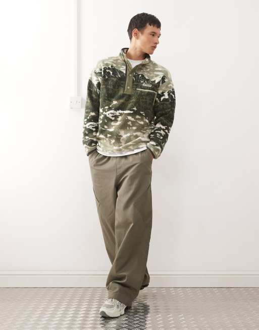 Columbia Helvetia II printed half snap fleece in green, 2 of 5