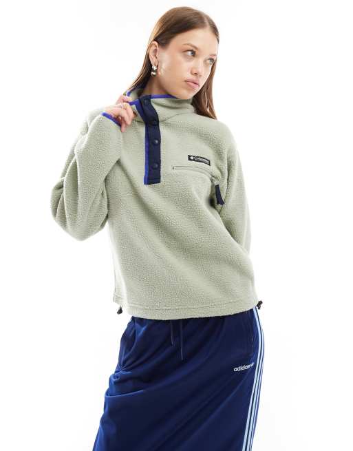 Columbia - Helvetia II - Safarigrøn cropped fleece-trøje med halv knapstolpe med trykknapper