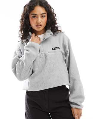 Columbia - Helvetia - Kurz geschnittenes Fleece-Sweatshirt in Grau, exklusiv bei ASOS