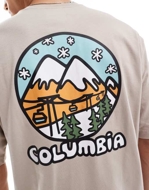 Columbia Hike Happiness II T Shirt in Grau mit Ruckenprint exklusiv bei ASOS