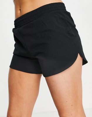 Columbia hike shorts in black - ASOS Price Checker