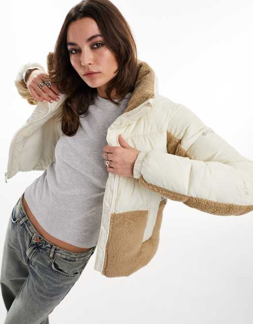 Columbia – Leadbetter Point – Jacke in Creme mit Sherpa-Fleece
