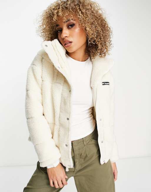 Columbia Lodge Baffled sherpa jacket in beige Exclusive at ASOS