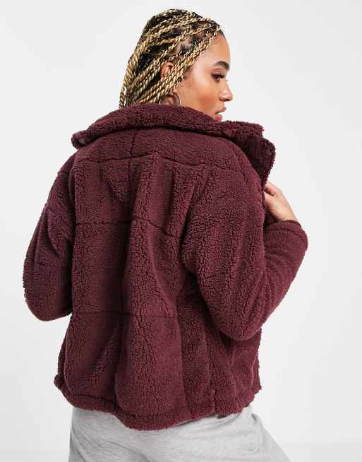 Columbia Lodge Baffled sherpa jacket in burgundy Exclusive at ASOS