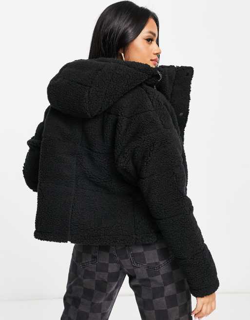 Columbia Lodge cropped sherpa jacket in black Exclusive at ASOS