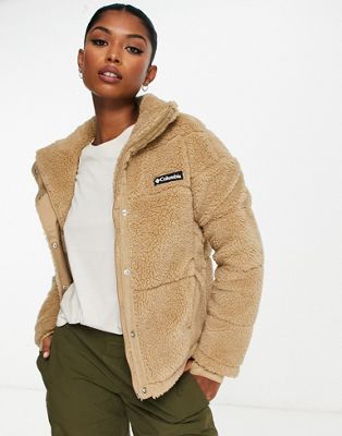 Columbia Lodge padded sherpa jacket in beige Exclusive at ASOS - ASOS Price Checker