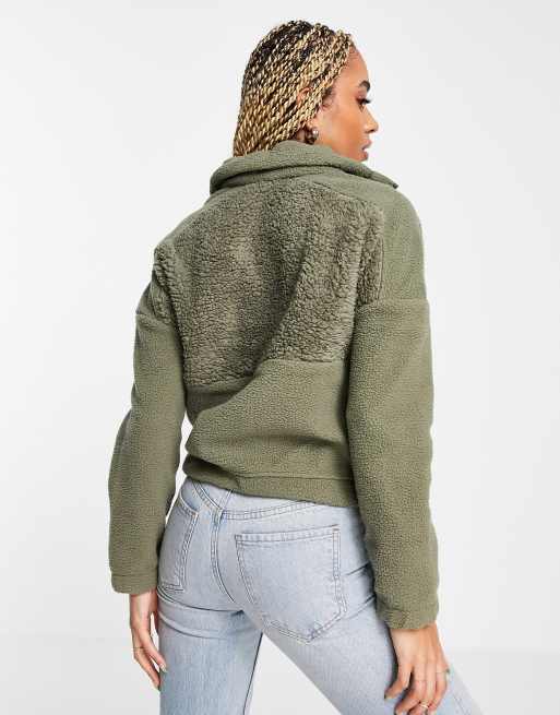 Columbia Lodge sherpa pullover fleece in khaki green Exclusive at