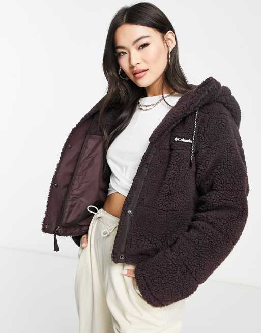 Columbia Lodge - Veste courte en sherpa à capuche - Violet - Exclusivité ASOS