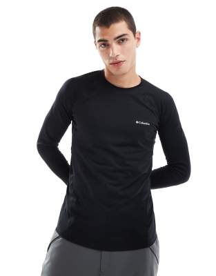 Midweight stretch long sleeve Ski baselayer top in black