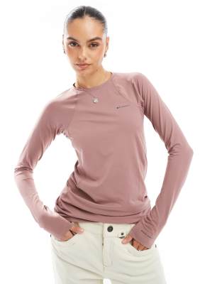 Midweight stretch long sleeve ski baselayer top in fig pink-Red