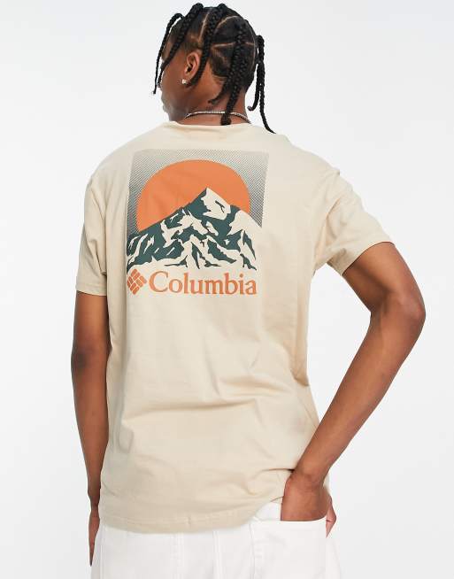 Columbia – Moonscape – T-Shirt in Stein mit Rückengrafik, exklusiv bei ASOS