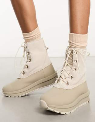 Columbia Moritza Shield snow boots in off white - ASOS Price Checker