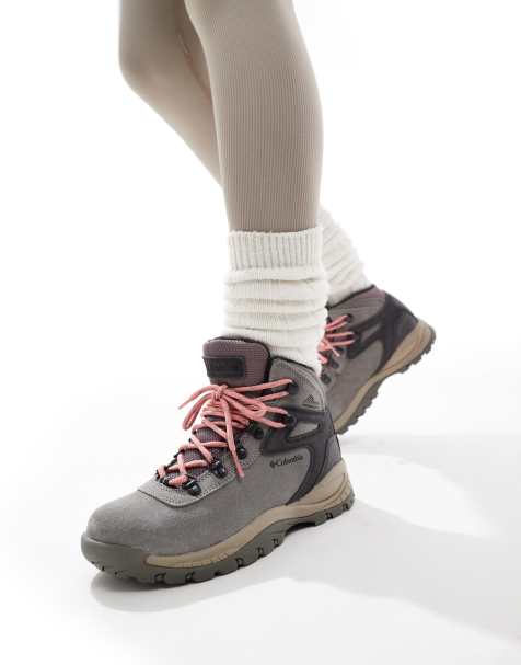 Columbia – Newton Ridge Plus Waterproof Amped – Wasserdichte Stiefel in Grau - view 1