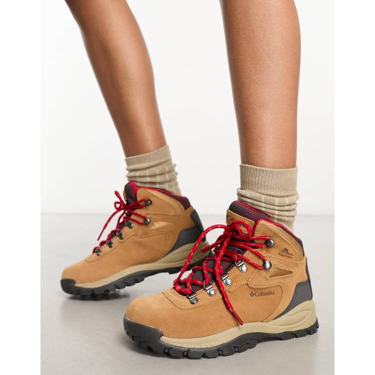 Columbia ridge hot sale hiking boots