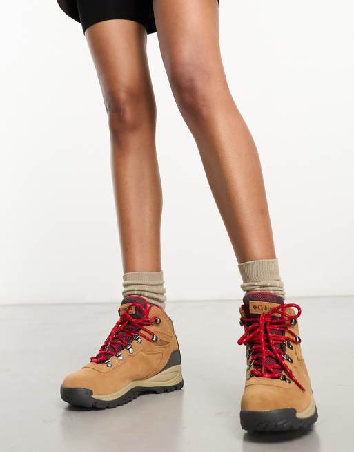 Waterproof on sale tan boots