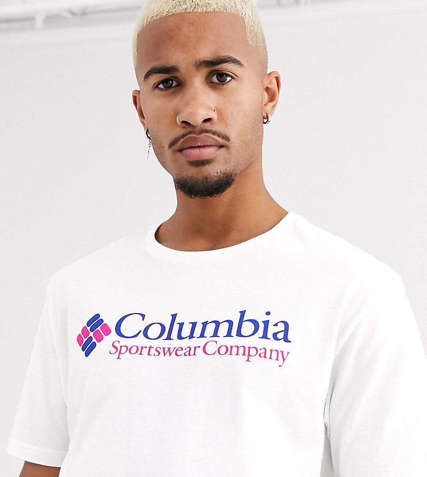Columbia North - Cascades - T-shirt in wit met logo vooraan - Exclusief bij ASOS