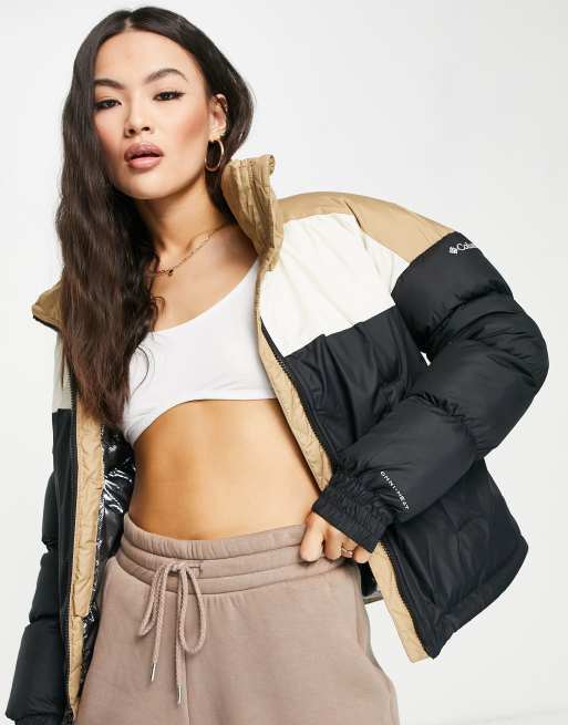 Columbia - Pike Lake - Cropped gewatteerd puffer jack in zwart/beige