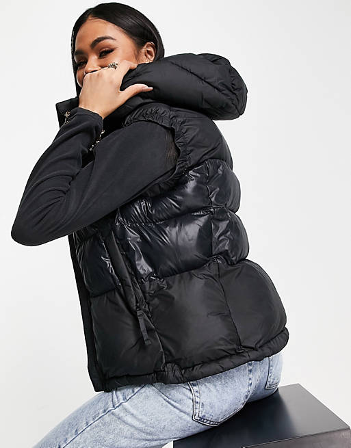 Columbia Pike Lake insulated vest in black | ASOS