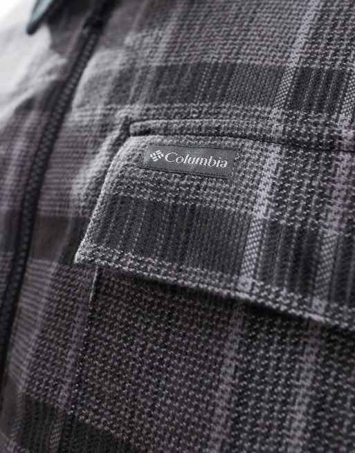 Columbia Pitchstone heavyweight shacket in black, 3 of 4