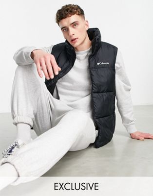 Columbia Puffect gilet in black Exclusive at ASOS
