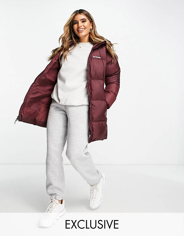 Columbia - puffect mid hooded jacket in burgundy exclusive at asos