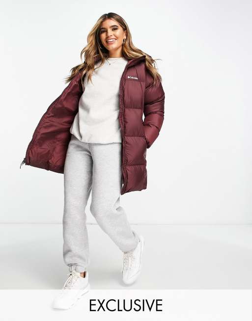 Columbia Puffect mid hooded jacket in burgundy Exclusive at ASOS 