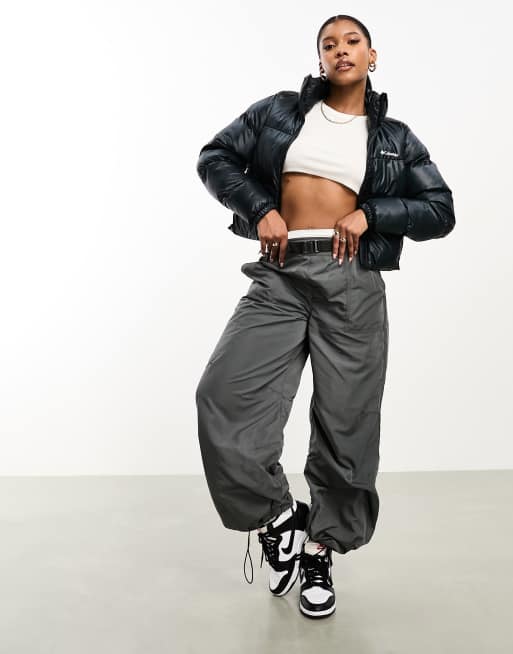 Columbia – Puffect – Pufferjacke in glänzendem Schwarz mit kurzem Schnitt, exklusiv bei ASOS, 4 von 4