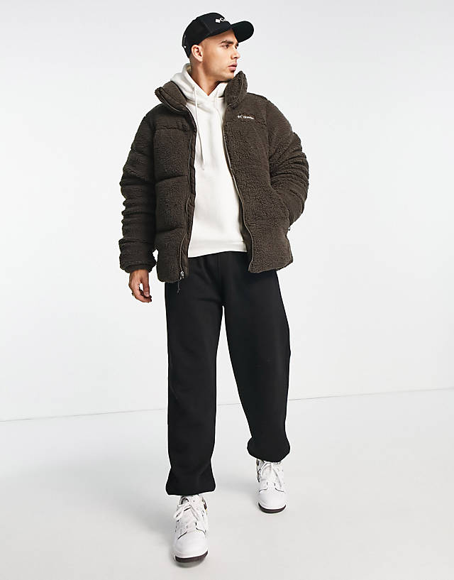 Columbia - puffect sherpa puffer jacket in brown exclusive at asos