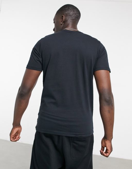 Columbia Rapid Ridge Graphic t-shirt in black Exclusive at ASOS | ASOS