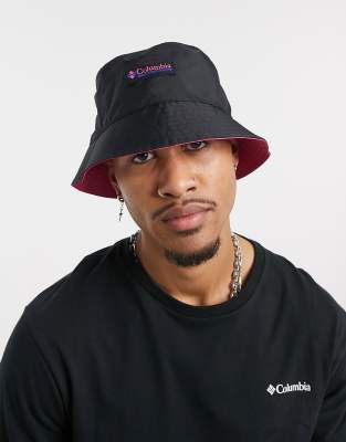 Columbia Roatan Drifter II reversible bucket hat in black and pink