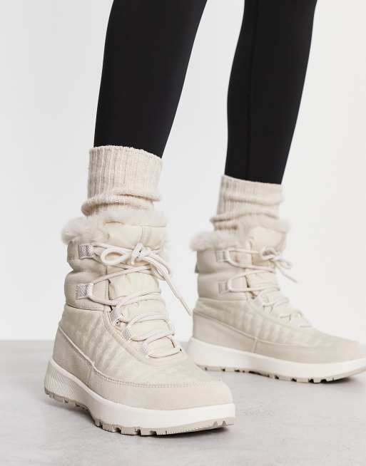 Columbia cheap white boots