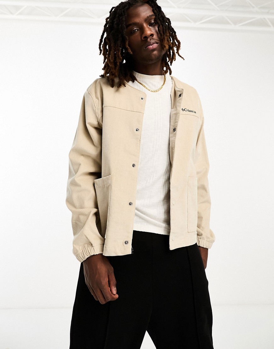 Columbia Spencer Butte cord shirt jacket in beige exclusive to ASOS-Neutral