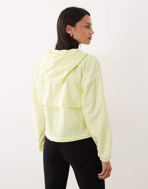 Columbia Spire Valley cropped windbreaker in yellow, 2 of 4
