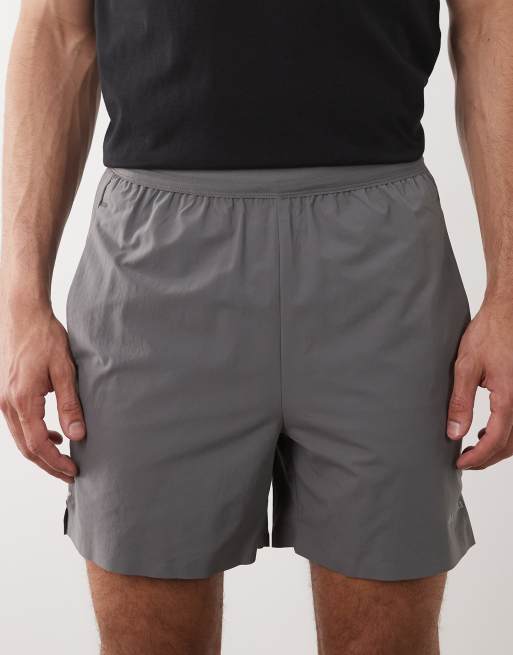 Columbia – Stealth Spring – Szare szorty z podszewką, 4 z 5