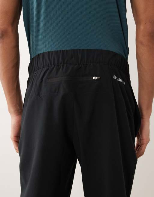 Columbia Stealth Spring track pants in black, 5 of 5