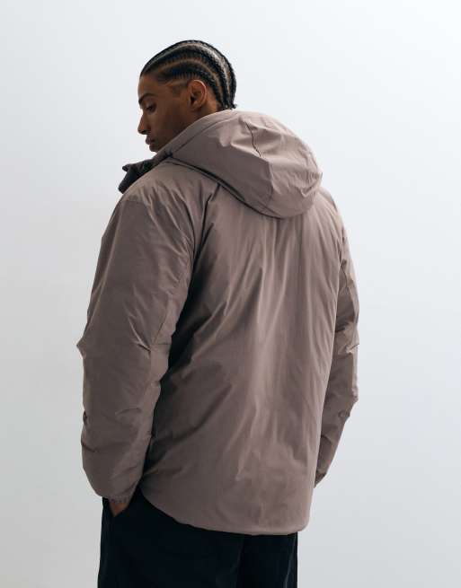 Columbia Street Heights geïsoleerd jack in iron, 2 van 5