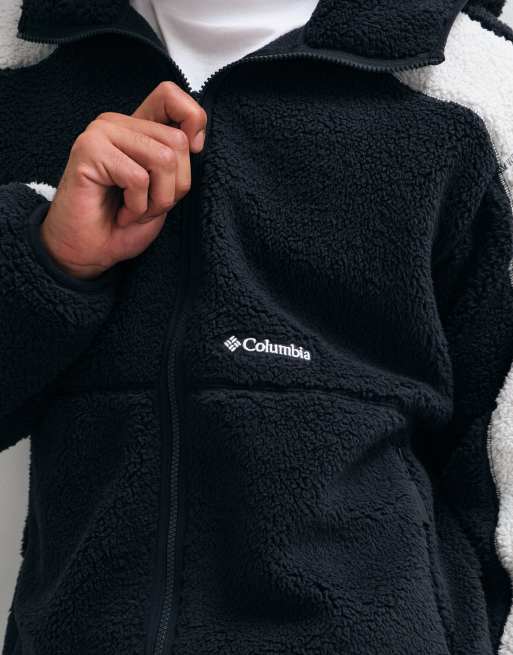 Columbia Street Tech CSC fleece hoodie in black, 4 of 5