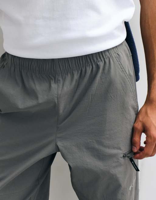 Columbia Street Tech CSC Stash cargo joggers in charcoal, 3 of 5