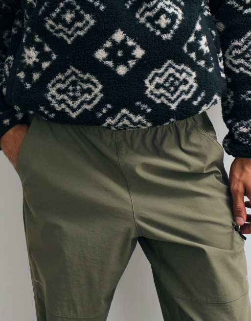 Columbia Street Tech CSC Stash cargo joggers in khaki, 2 of 5