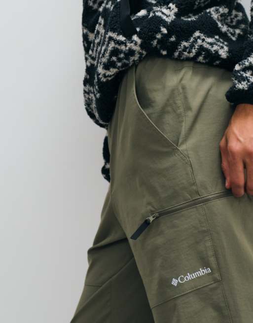 Columbia Street Tech CSC Stash cargo joggers in khaki, 3 of 5