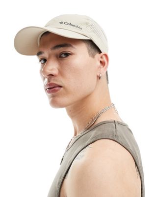 Columbia Tech Shade cap in fossil beige