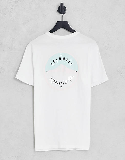 Columbia - Tillamook Way II - T-shirt met print op de rug in wit, exclusief bij ASOS