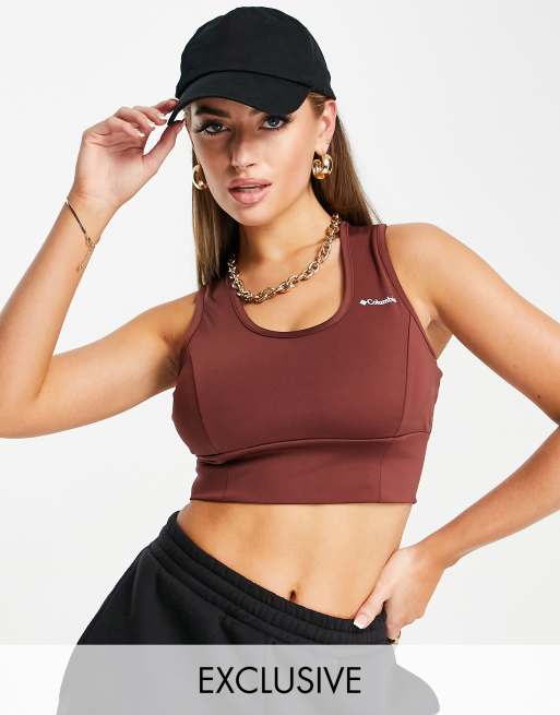 Columbia – Training CSC – Modelujący podkoszulek top o krótkim fasonie w czerwonym kolorze – tylko w ASOS 
