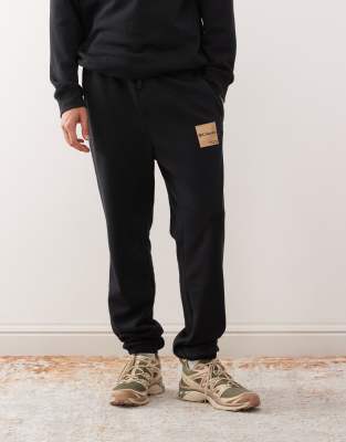 Columbia Trek jogger in black