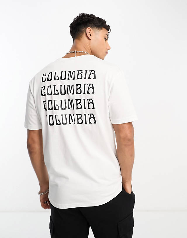 Columbia - unionville t-shirt in white exclusive to asos