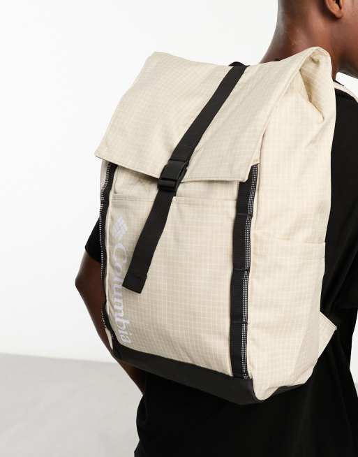 Columbia unisex convey 24l backpack in beige